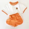 Giyim setleri çocuklar erkek bebek kız takım elbise yaz meyve baskısı kısa kollu gömlekçiler 2pcs çocuk bebek set giysileri pamuk yumuşak bebek takım elbise 230520