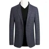 メンズスーツメンズ春秋のファッションスーツジャケットコートビジネスカジュアル中年のスリムフィット格子縞の男性アウターウェア