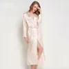 Roupa de sono feminina Long Green Robe elegante renda de renda de roupas caseiras gelo gelo seda dama de noiva vestido de banho de casamento kimono loungewear femme