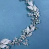 Hårklipp silverfärg handgjorda lyxiga strasslegering blomma pärla band bröllop pekband kvinnors brud tillbehör