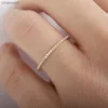 Band ringer kvinnors smycken Micro Pave CZ Zircon Crystal Wedding Band Eternity Stacking Ring Fashion 1,0 mm Rose Gold Anniversary Band Q0708L230518