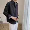 Camicie casual da uomo Nero / Bianco Autunno Abbigliamento da uomo sciolto 2023 Smoking manica lunga All Match Colletto rovesciato Camisas De Hombre