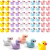 Articles de nouveauté 50 / 100PCS Mini Résine Ornement de canard jaune Figurines miniatures Tiny Duck Micro Fée Jardin Paysage Aquarium Dollhouse G230520