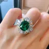 Anel de luxo de anéis de banda para mulheres vintage 1012mm laboratório cultivado Emerald Gemstone High Carbon Diamond Wedding Rings for Girlfriend feminino J230522