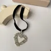 Catene Collana in velluto nero Ciondolo a cuore Vintage Girocollo con grandi strass