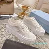 Casual schoenen bling pailletten dames fashoin platform wiggen hoogtegende vrouwelijke canvas flats landingsbaan comfortabele gevulkaniseerde schoen sneaker