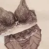 Sexy Dekoration High-End-Damen-Unterwäsche-Set, Spitzen-BH, kleine Brust, gerafft, ohne Stahlring, Anpassungstyp, Dessous-Set Q0715