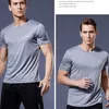 Mens Summer Sports T-shirt Ice Seda de seda solta de seca rápida meia manga grande top top casual fria respirável manga curta