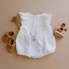 Barboteuses Summer born Infant Baby Girls Romper Playsuit Combinaisons Solid Cotton Ruffles Vêtements pour bébé 230522