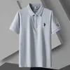 Polo da uomo Polo T-shirt per uomo Abbigliamento Casual Bottone Camisetas Top Ropa Playeras Moda Ricamo Bianco Manica corta T-shirt uomo 230609