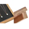 Custodia per espositore per ciondolo in bambù per collane Custodia per espositore per gioielli da donna 21 * 15,5 cm