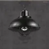 Hanglampen vintage retro loft half bal achtergrond foto bar café restaurant woonkamer dineren gangpad club licht