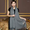 Halsdukar varma sjalar konstgjorda kashmir kvinnor cape höst chal med tofsels echarpes wrap pashmina jacquard mujer bufanda