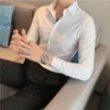 メンズカジュアルシャツメンズスタイルの長袖シャツ刺繍ラペルカラースリムフィッティングビジネスフォーマルソーシャルソーシャルドレス男性ドレス