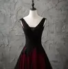 Noir Et Bordeaux Une Ligne Gothique Robes De Mariée En Dentelle Appliques Perlée Col En V Sans Manches Longues Tulle Robes De Mariée Vintage Plus La Taille Robe De Novia