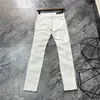 パッチAmari Amirl Amirlies Am Amis Imiri Amiiri Am Designer Clothing ES Jeans Flower Denim Pants 843 White Jeans Torn Cashew E