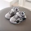 Sneakers capsella barn sportskor vårlägenheter för pojkar flickor mjuka botten andningsbara sneakers 16 år barn utomhus casual skor 2130 230522