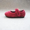 Atletische schoenen 2023 Kinderplein mond Kleine stof Girls Indoor Casual YNN-E8059-1