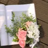 Fiori decorativi Rose di seta artificiale Babys Breath Flower Foglie di eucalipto Bacche Composizioni Bouquet da sposa (Rosa senza vaso)