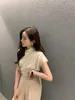 Blusas de mujer Corea Chic Verano Reducción de la edad Moda Multitud Elegante Alto grado Cuello de pie Oblicuo plisado Diseño único Camisa Top Mujer