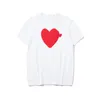 Brand Tshirt CDGS Summer Play Designer Mens T-shirts Play T-shirt Comes Short à manches féminines de badge Garcons Groïde Heart Shirt Re 5636