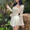 Rokken houzhou sexy schattige witte mini rok vrouwen trekkoord vouwen hoge taille onregelmatige ruche patchwork fairycore short mori girl 230522