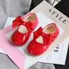 Sneakers Spring Autumn Baby Girls Shoes Söt Bow Patent Leather Princess Solid Color Kids Gilrs Dancing First Walkers SMG104 230522