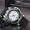 ساعات المعصم لعام 2023 New Mens Hatches Three Stitches Quartz Watch 1884 Top Top Brand Rubber Belt Men Associory Round Fashion Watches Breitl