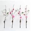 Fiori decorativi Bouquet di seta di magnolia artificiale Tavola di famiglia simulata Negozio di fiori Decorazione Banchetto di festival di nozze