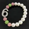 Strand Greek Sorority Pink Green String Numéro initial Strass Boule Disco Perle Bracelet à breloques Bijoux