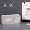 Horloges Accessoires Autre Réveil LED Numérique En Bois USB/Alimenté Montre De Table Avec Température Humidité Commande Vocale Snooze Electro