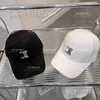 Boll Caps Designer New Triumphal Arch på våren och sommaren, koreanska älskare Baseball Cap Fashion Luxury Casual Adult C5VR