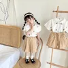 Ensembles de vêtements d'été famille correspondant vêtements garçon fille blanc à manches courtes ours chemise short jupe coton collège style costume bébé 230522