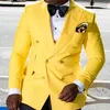 Abiti da uomo Blazer Giallo Doppiopetto Uomo per africano 2 pezzi Slim Fit Prom Matrimonio Smoking Groomsmen Set Blazer con pantaloni neri Fash