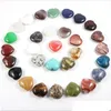 Party Favor Natural Crystal Stone hartvormige edelsteen ornamenten yoga genezende ambachten decoratie 30 mm dhs drop levering home tuin dhwel dhwel