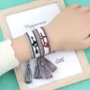 Armbanden Bohemen Verwerking Op maat geweven armband voor vrouwen Op maat geborduurd patroon Letters Handgeweven kwastarmband Mode-sieraden