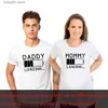 Topy macierzyńskie koszulki 1pcs mamusia tatusia ładowanie proszę poczekaj T -koszulę zabawną parę ciąży Ogłoszenie koszule plus rozmiar matce Tshirt Family Ubrania T230525