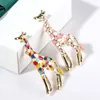 Жирафные брошы для женщин Симпатичные животные бруш -булавка модные украшения цветные подарки для детей изысканные брош