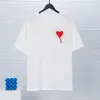 Designer Mens T-shirts Polos Kort ärm Cotton Round Neck broderad och tryckt polär SOMMARSKRAR HEART261I