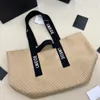 عطلة نهاية الأسبوع A5 Tote Fold Shopper Beach Bag Straw Tote Tote Raffias Summer Clutch Bag Bag Luxury Luxury Women Counter Counter Bags Crossbody Highine Leather Men Bag