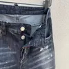 2023 D118 Coolguy Man Jeans Fabric Micro-Elastic Feature Feature Washing Zipper Borduurde decoratie Klein lederen tag