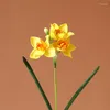 Fiori decorativi Narcisi artificiali Narciso Fiore di primavera Disposizione di seta finta per l'arredamento della camera da letto del giardino di nozze