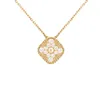 Collane con ciondolo 2023 Collana di gioielli firmati catena di lusso Pendan Collana laser farfalla moda per le donne Collana di trifoglio di fidanzamento regalo di San Valentino 5