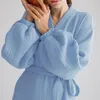 Kvinnors sömnkläder 2023 Kvinnor Crepe Cotton Sleep Robe Casual Loose Long Lantern Sleeve Nightgown Bride Maid Dress med Belt Loungewear