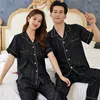 Mäns sömnkläder Par Pajamasdräkt Silk Satin Pyjamas Lover Set Short Button-Down Pyjamas Pijama Women Men Loungewear Plus Size