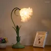 Lampy stołowe Homhi Flower Desk Lampa nocna cień Indoor Night Light Art Decor Tabil