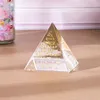 Estatuetas decorativas de 80mm de cristal pirâmide Prism mesa de ornamento de vidro de papel egípcio com decoração/presente de caráter/coleções de caráter dourado/coleções