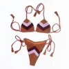 Costumi da bagno da donna fatti a mano all'uncinetto Bikini sexy da donna Set da bambina con frange in cotone con lacci in lurex Costumi da bagno colorati Top regolabile