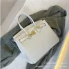 BK Tote Bag 2024 Top Cowhide Påsar Green Hand Hold One Shoulder Crossbody Leather Women's Small