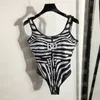 Listy modowe wydrukowane stroje kąpielowe kobiety Bodysuit bikini vintage dziewczyna lady na świeżym powietrzu nurkowanie surfing sexy backless jednopoziomowy stroje kąpielowe